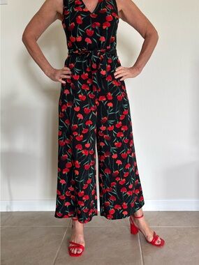Karl Lagerfeld Paris Floral Wide Leg Jumpsuit Size 2 Fits 2-4